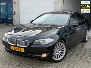 BMW 5-serie 528i/ M pakket/ nap/ 3e EIG/ dealeronderhouden/ 1jaar apk/ volle opties.