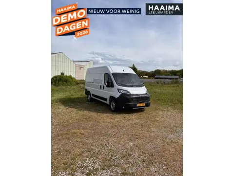 Peugeot Boxer 2.2 BlueHDi 140 S&S L2H2 3.3t | Achteruitrijcamera | Parkeersensoren | Climate control