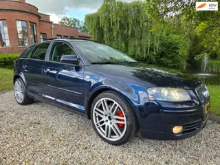 Audi A3 Sportback 2.0 FSI 5-deurs XENON/panorama/AIRCO