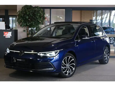 Volkswagen Golf 8 1.5 eTSI Style 150PK Pano Led Navi Cam ACC Memory H&K