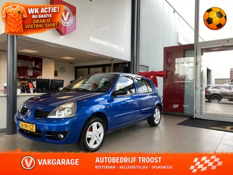 Renault Clio 1.2-16V Campus,5Deurs,5Zits,Airco,Elektrischpakket,Stuurbekrachting,Centraledeurvergren