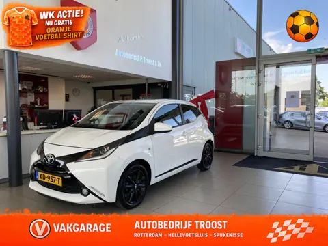Toyota Aygo 1.0 VVT-i x-sport,Navigatie,Achteruitrijcamera,Bluetooth,Airco,Snelheidbegrenzer,Aux Ipo