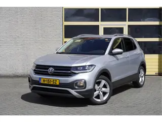 Volkswagen T-Cross 1.0 TSI Automaat! Style BJ2020 Lmv 17" | Led V+A | Pdc | Trekhaak | Keyless entry