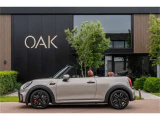 MINI Cabrio ***VERKOCHT***2.0 John Cooper Works F1 Aut. | Navi | Chester Leder | H&K | Head-Up | Cam