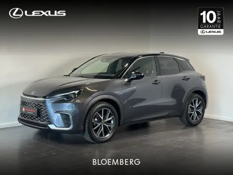 Lexus LBX Emotion 2WD | Stoelverwarming | Elektrische achterklep | BSM |