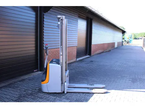 Still exv14c stapelaar elektrische accubj 2023 (bj 2018)