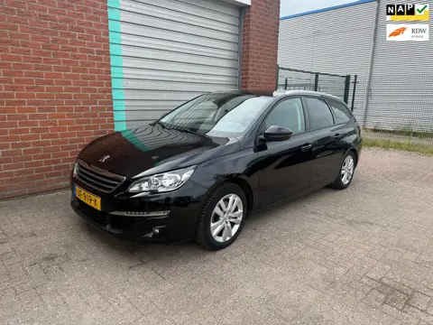 Peugeot 308 SW 1.2 PureTech Blue Lease Executive NAV. Bj:2016 NAP