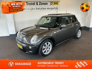 MINI 3-deurs 1.6 Cooper S 170PK | Panoramadak | Cruise control | Lederen bekleding | Airco | Stoelve