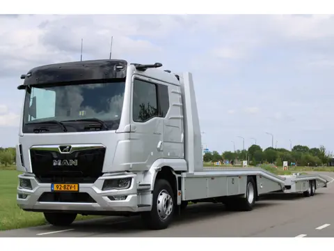 MAN TGM 15.250 / Oprijwagen / Tijhof / Autotransporter / Slaapcabine / Luchtvering / Vol Opties / NI