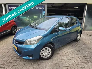 Toyota Yaris 1.0 VVT-i Aspiration | 2E EIGENAAR | 12MND GARANTIE | NAVI | CAMERA | AIRCO | NW APK |