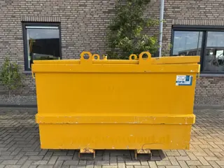 Tolsma 2000 liter IBC Dieseltank Fuel Tank 230 Volt Pompset Handpomp