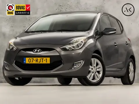 Hyundai ix20 1.6i i-Vision Automaat (NAVIGATIE, CLIMATE, CAMERA, GETINT GLAS, SPORTSTOELEN, CRUISE, 