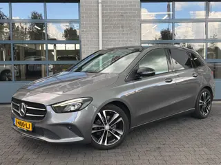 Mercedes-Benz B-klasse 200 Business Solution Plus|PANO|TREKHAAK|