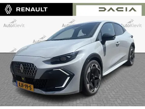 Renault Clio 1.8 Hybrid 160 techno - pack première met verwarmbare en verstelbare stoelen