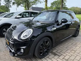 MINI 3-deurs 2.0 Coop.S Chili SB JWC / HUD / PANO / STOELVERW. / CAMERA / HAR