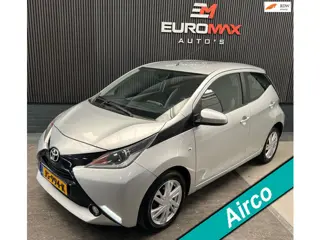 Toyota Aygo 1.0 VVT-i x-clusiv 2e Eigenaar - Achtercamera - Airco