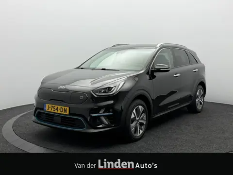Kia e-Niro ExecutiveLine 64 kWh SOH 94,6% | Trekhaak | Warmtepomp | Stoel/Stuurverwarming | Leer | F