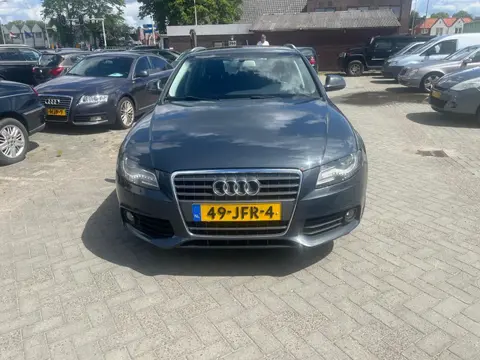 Audi A4 Avant 2.0 TFSI Pro Line Business automaat ecc lm velg panodak scherm navi defect foto's volg