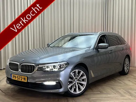 BMW 5 Serie Touring 520i Executive *Org.NL!* Navigatie / LED / Cruise / Elektr. Klep / ECC Clima / P