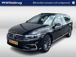 Volkswagen Passat Variant 1.4 TSI PHEV GTE Business / AUTOMAAT/ PANO/ TREKHAAK/ ACC/ STUUR+STOELVERW