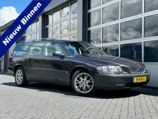 Volvo V70 2.3 T-5 Comfort Line | Automaat | Leer | Climate contr. | Volledig onderhouden | Trekhaak