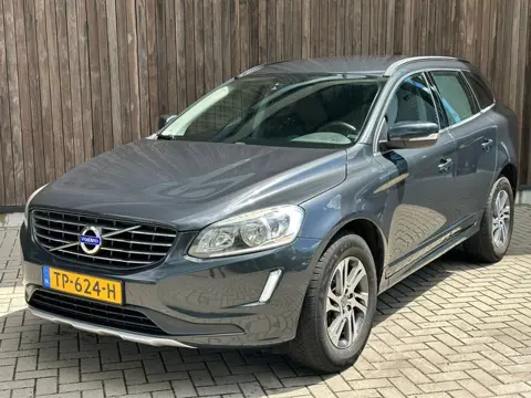 Volvo XC60 2.0 D4 FWD R-Design