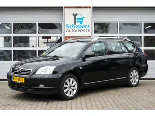 Toyota Avensis Wagon 2.4 VVTi Linea Luna - AUTOMAAT