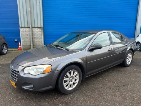 Chrysler Sebring 2.7i V6