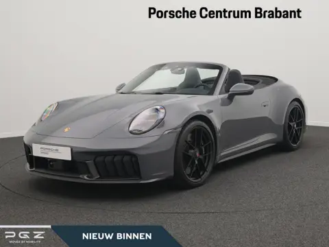 Porsche 911 Carrera 4 GTS Cabriolet