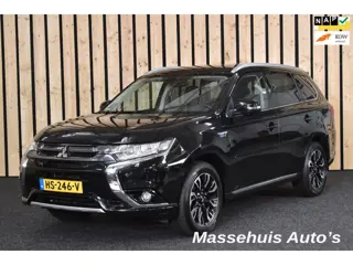 Mitsubishi Outlander 2.0 PHEV Executive Edition Trekhaak 4WD Camera Clima Stoelverw. PHEV + Nwe APK
