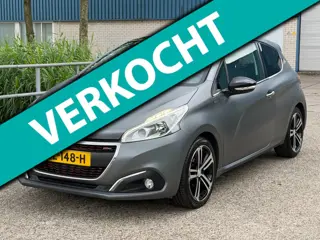 Peugeot 208 1.2 PureTech GT-line 110 PK Pano! Camera! Navi! Clima! 1 jaar APK!