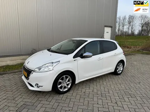 Peugeot 208 1.2 e-VTi Style Automaat 5Drs 1e Eig Nap