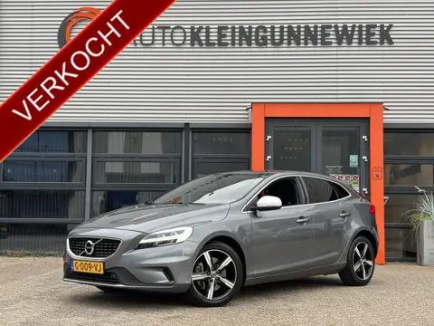 Volvo V40 1.5 T3 Polar+ R-Design Sport / NL Auto / Navi / Camera / Stoelverwarming / Panoramadak /
