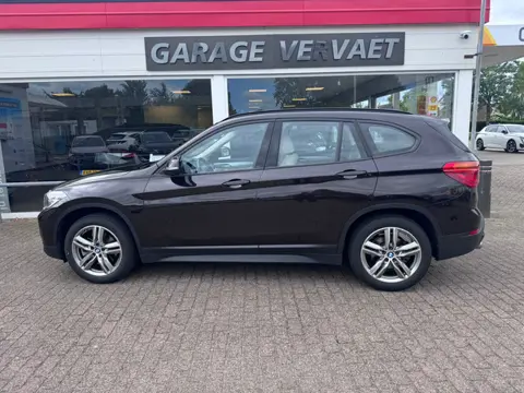 BMW X1 sDrive20i Executive Edition (bj 2020, automaat)