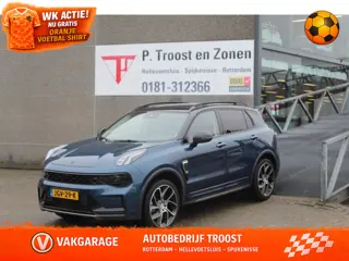 Lynk & Co 01 1.5 Night Edition Blue & Black. Panoramadak/360° Camera/Keyless/Lane assist/Adaptive cr