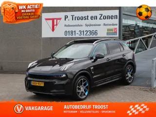 Lynk & Co 01 1.5 Panoramadak/360 graden Camera/Keyless/Lane assist/Adaptive cruise control/Apple car
