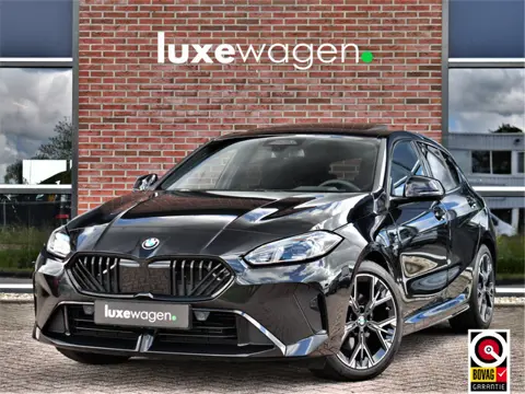 BMW 1-serie 120 M-Sport Pano ACC 360 HUD El-Klep 18inch Shadowline