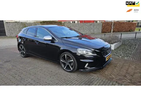 Volvo V40 1.6 T3 R-Design AIRCO/cruise