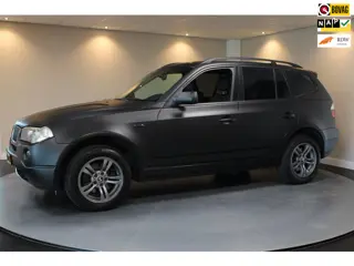 BMW X3 2.0i Business Line *Complete historie* Trekhaak|All-seasons|Leer|NAP