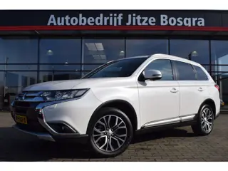 Mitsubishi Outlander 2.0 Automaat Connect Pro LED | Carplay | Camera | Trekhaak | Rockford Audio | D