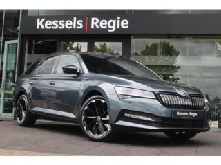 Škoda Superb Combi 1.4 TSI iV Sportline | Memory | ACC | Trekhaak | 19" | Canton | Camera | Matrix |