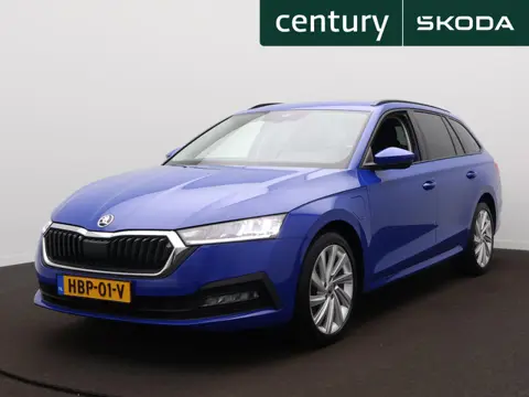 Skoda Octavia Combi 1.4 TSI iV PHEV Business Edition Navigatie - Stoelverwarming - Trekhaak - Camera