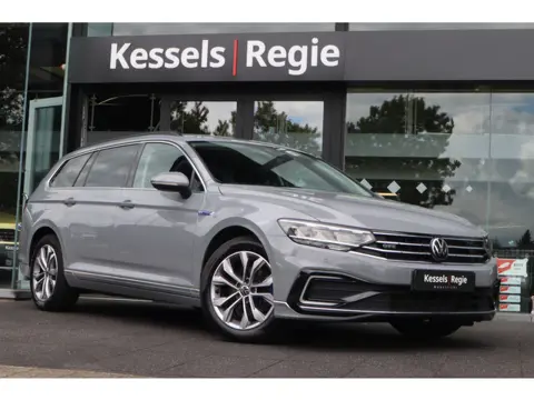 Volkswagen Passat Variant 1.4 TSI PHEV GTE Business | ACC | El.Haak | Camera | Stoelverwarming | Tre