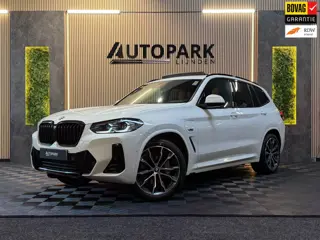 BMW X3 XDrive30e High Executive M-SPORT|PANO|HuD|LASER|CARPLAY|TREKHAAK|SFEERVERLICHTING|STUURVERWAR