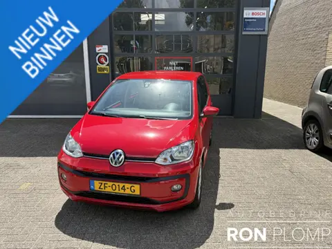 Volkswagen Up! 1.0 BMT up! beats / Airco/ Bluetooth/ Stoelverwarming/ Elektrisch ramen/ LED/ LMV