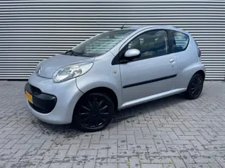 Citroen C1 1.0-12V bouwjaar 2006 met nieuwe apk
