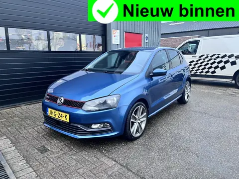 Volkswagen Polo 1.2 TSI Highline Bluetooth|Clima|17inch