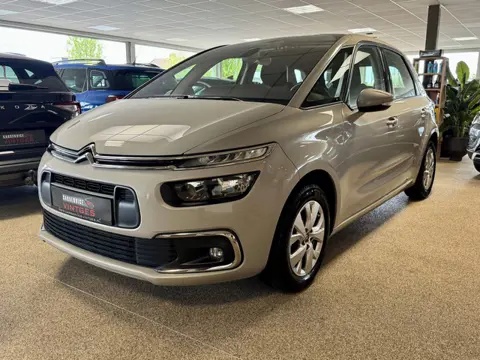 Citroën C4 Picasso 1.2 PureTech 131 pk Camera/Navi/PDC/Keyless/cruise