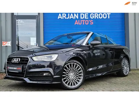 Audi A3 CABRIOLET 1.4 TFSI 140PK S-Line Navi Xenon Cruise 18" Alcantara