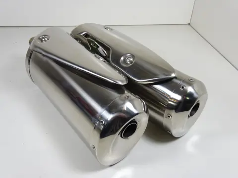 UITLAAT Triumph Speed Triple 1050 2008 - 2010